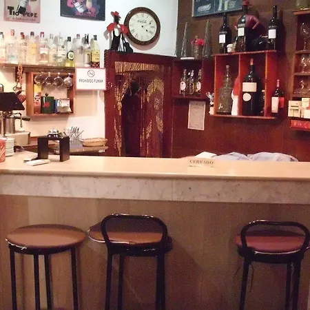 新中心酒店 酒店 2*