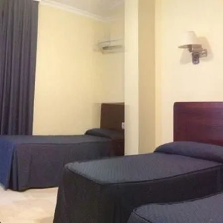 新中心酒店 酒店